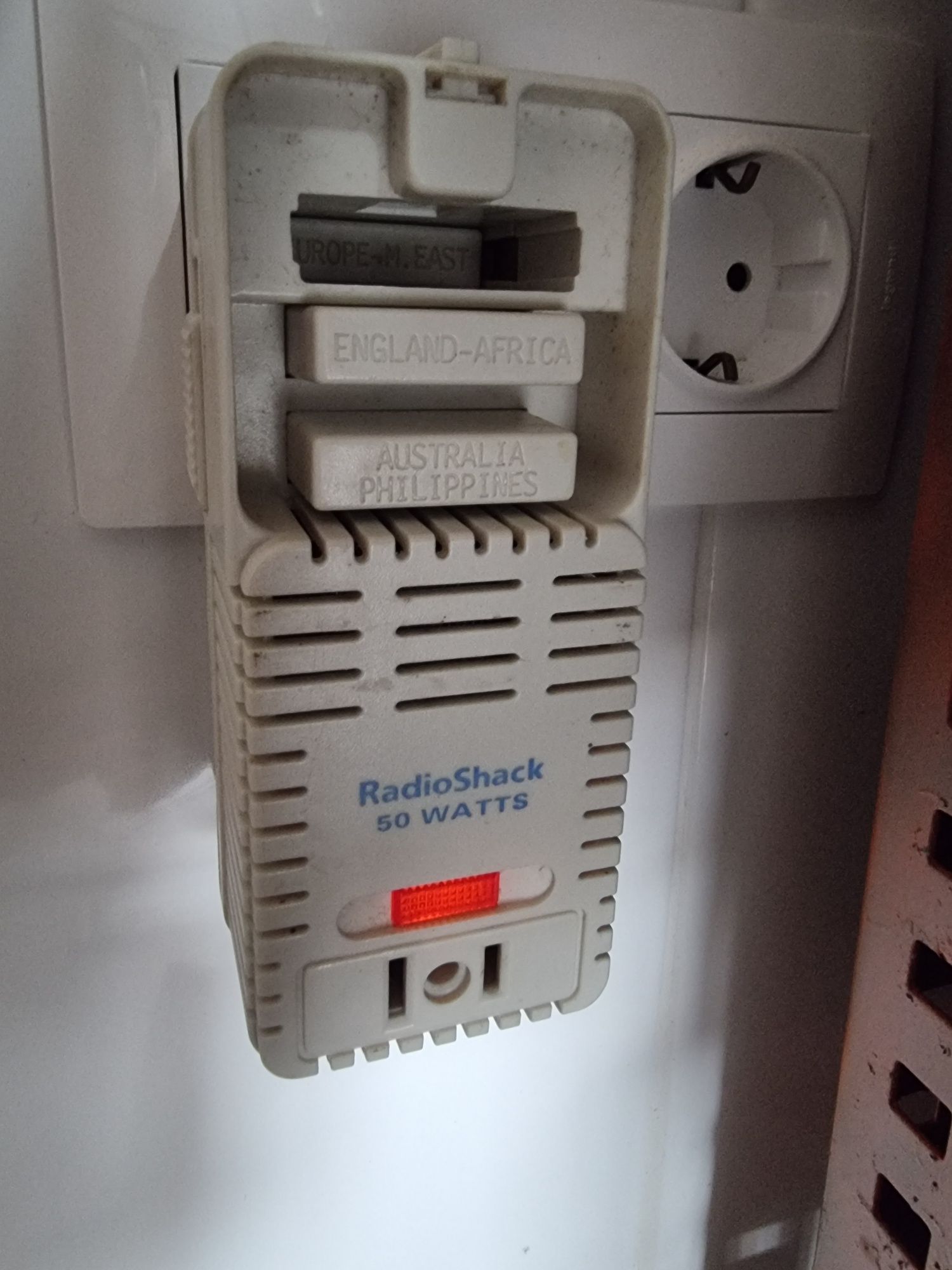 Transformador 220v/110v