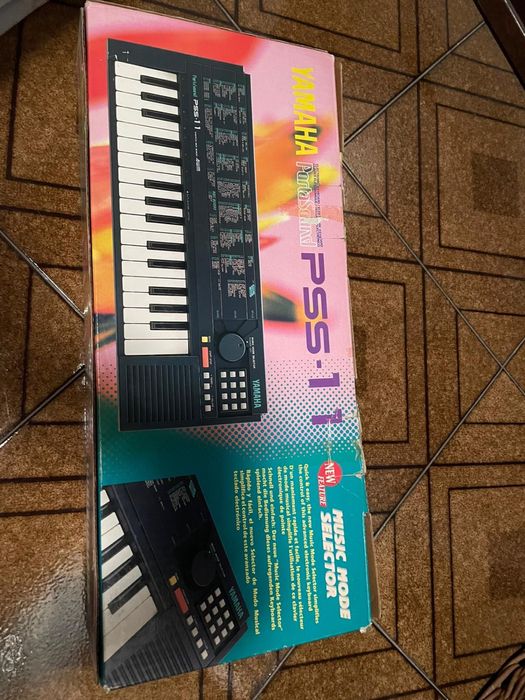 Piano Yamaha a funcionar