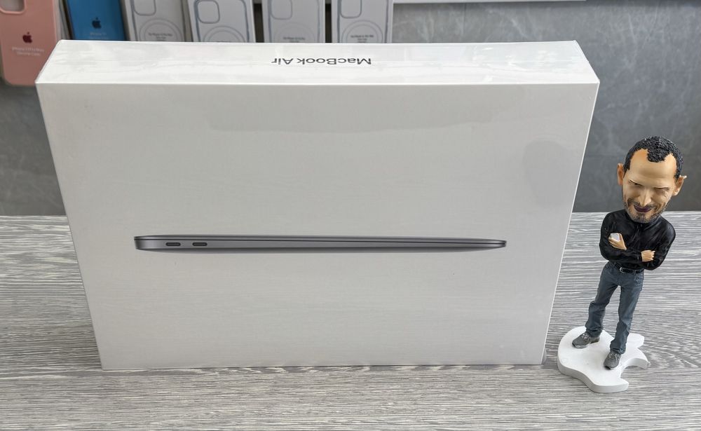 MacBook Air 13  M1 / RAM 8 / SSD 256 GB / Space Grey / Новий !