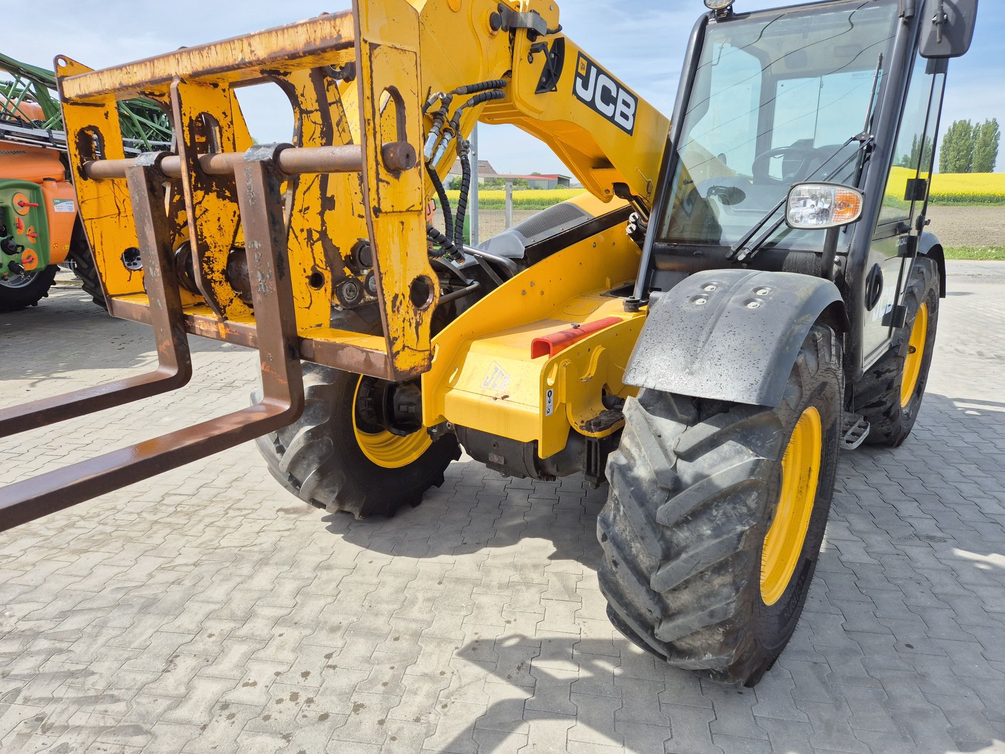 Ładowarka teleskopowa JCB 526-56 AGRI Manitou Merlo