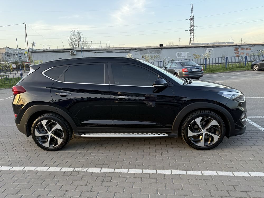 Hyundai Tucson TOP Panorama