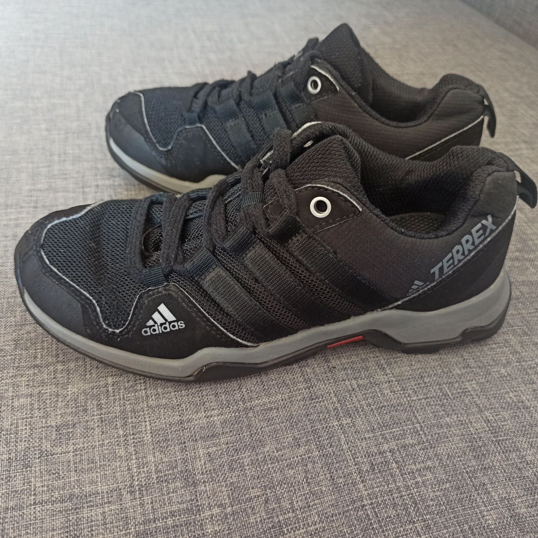 Buty sportowe trekkingowe adidas Terrex 34