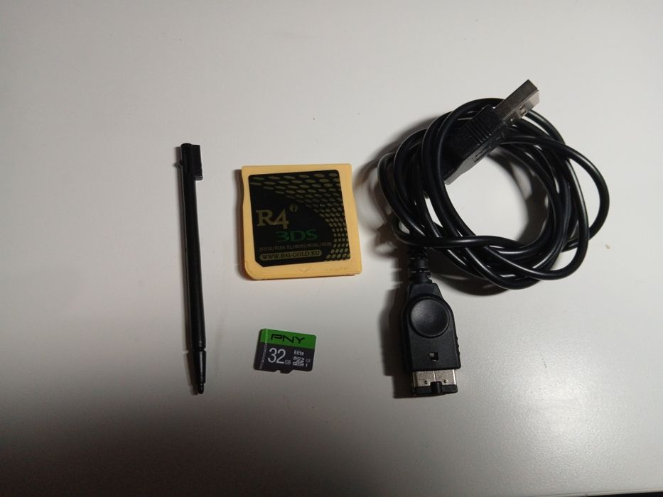 Nintendo DS Classica c/ muitos jogos