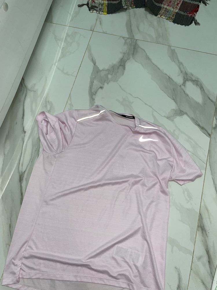 Чоловіча футболка L nike dri fit оригінал