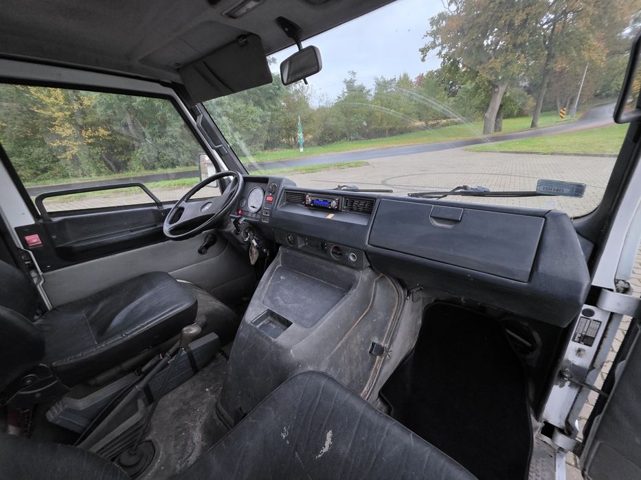 Mercedes MB100D niski przebieg,bez korozji,zadbany