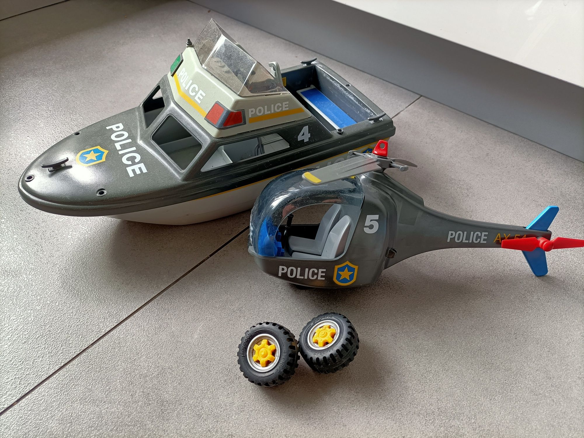 Playmobil łódź helikopter policyjny policja