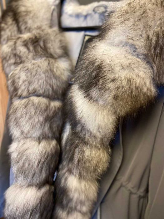 Жіноча Парка з натуральним хутром (Розмір XL)