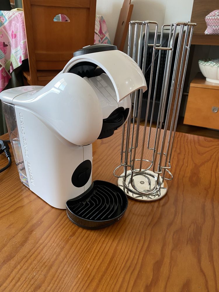 Máquina de café Dolce Gusto Genio S