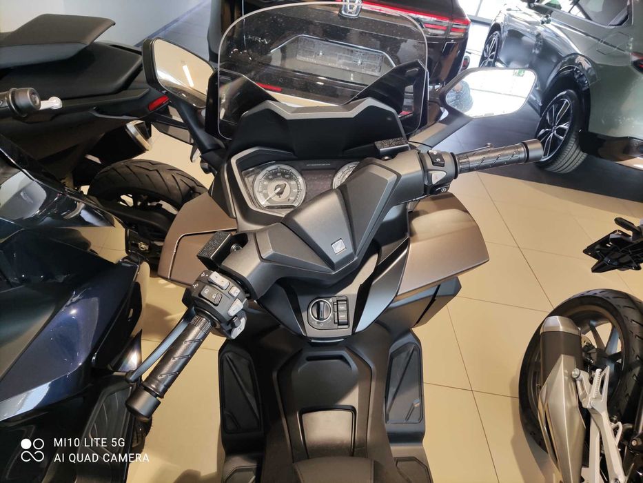 Skuter Honda Forza 125 KUFER GRATIS