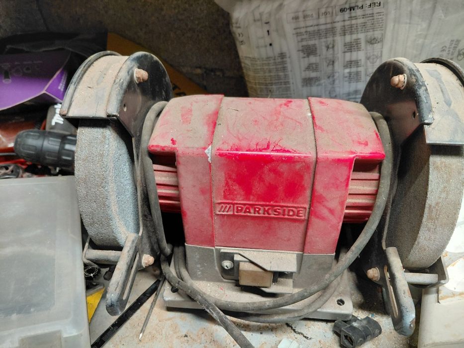 Rebarbadora / Afiadora de Bancada Parkside (Modelo PLM-09/ similar)