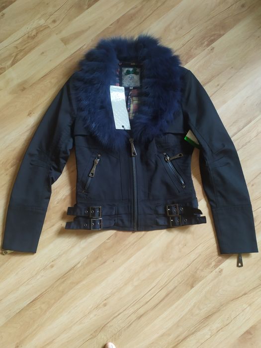 НОВАЯ стильная фирменная куртка SILVIAN HEACH  р. М