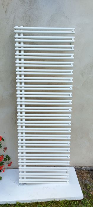 Wyprzedaż! Grzejnik łazienkowy Purmo Ratea 600x1756mm