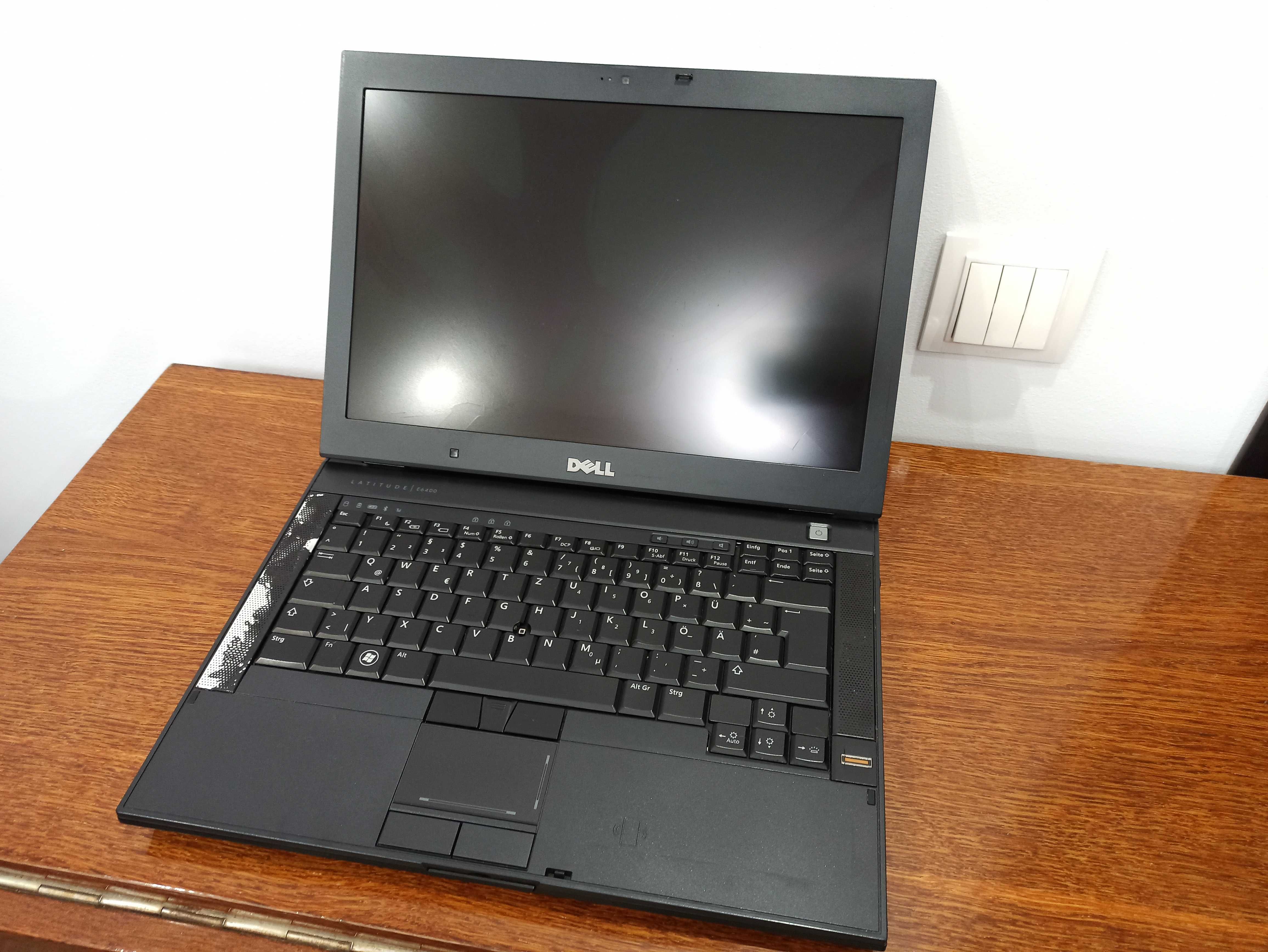 Ноутбук Dell Latitude E6400