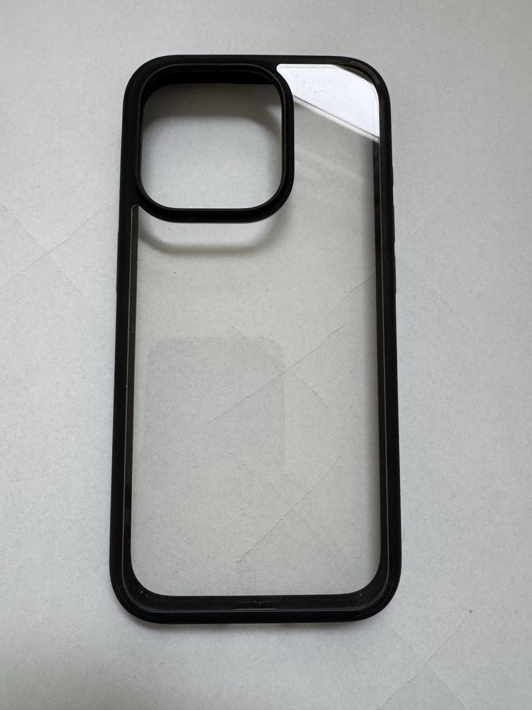 2x etui do iPhone 15 Pro Spigen UNIQ