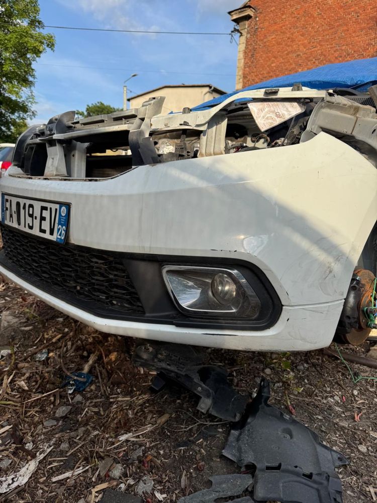 Dacia Logan MCV 2018 uszkodzona