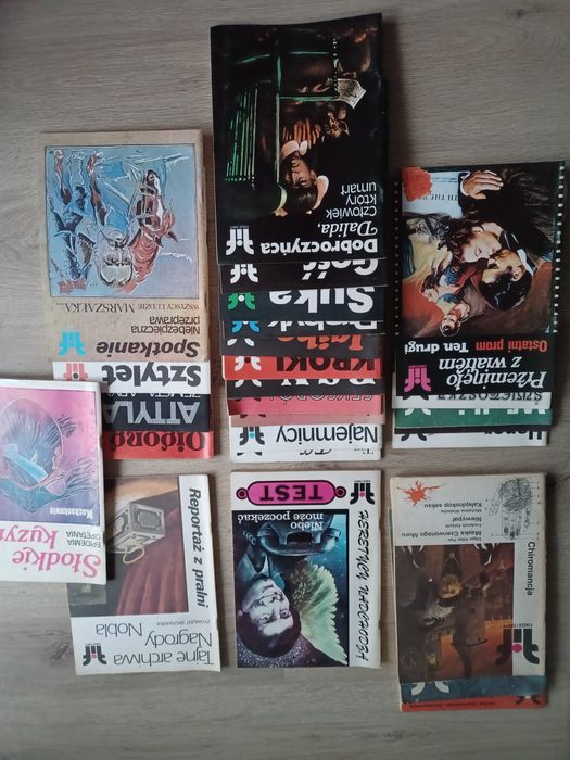 Fikcje i fakty czasopisma 26 zeszytów