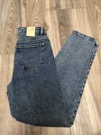 Jeansowe spodnie wysoki stan reserved 34