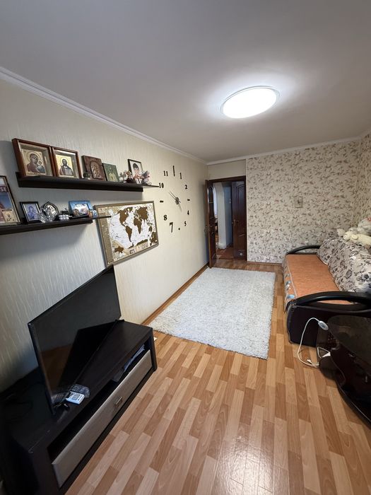 ПРОДАМ 2 кімнатну квартиру в ЦЕНТРІ МІСТА