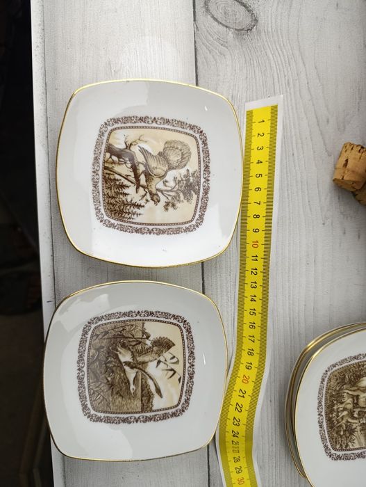 Talerze ozdobne z motywem mysliwkim