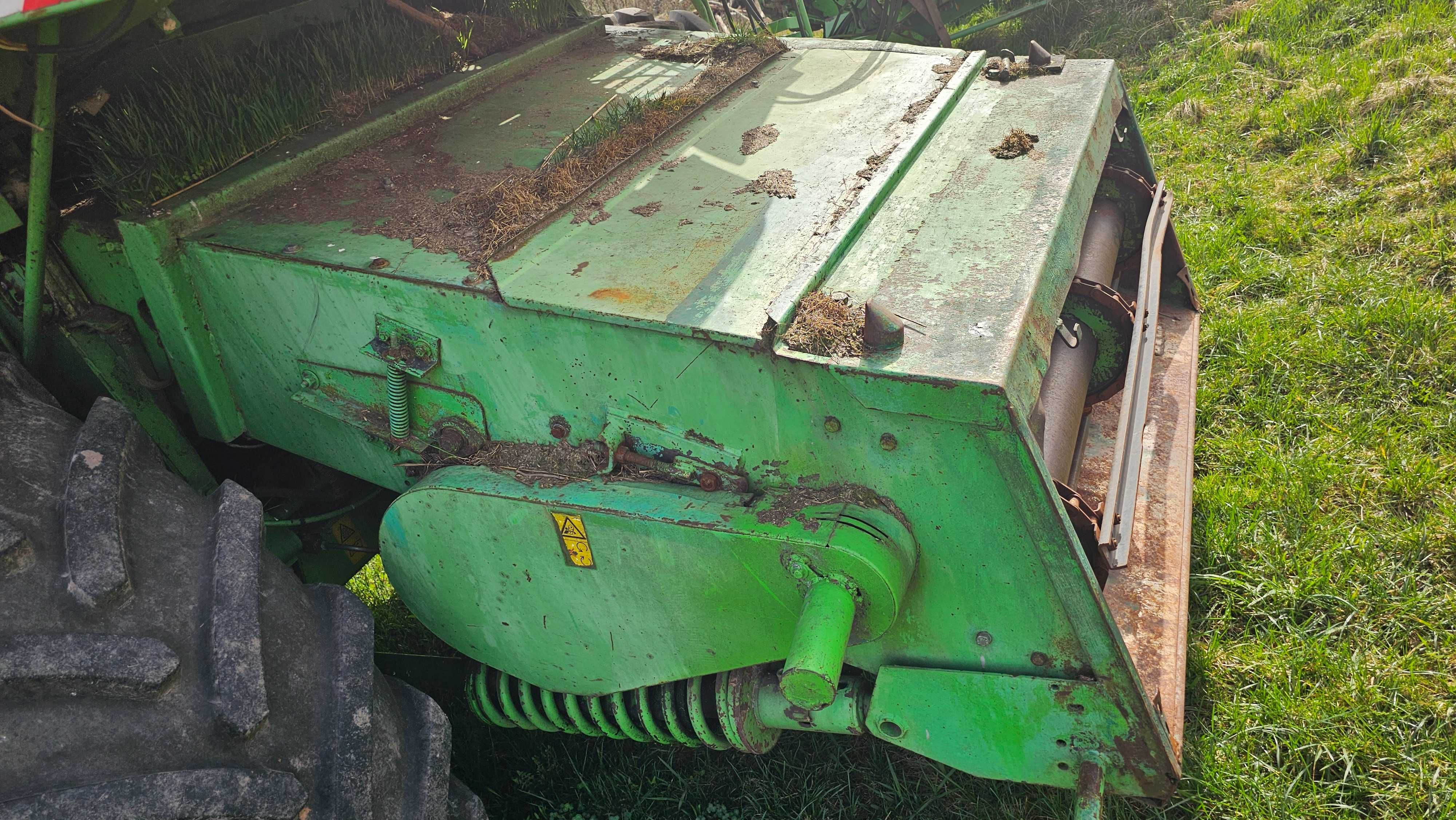 Podajnik pochyły gardziel do kombajnów Deutz Fahr Topliner