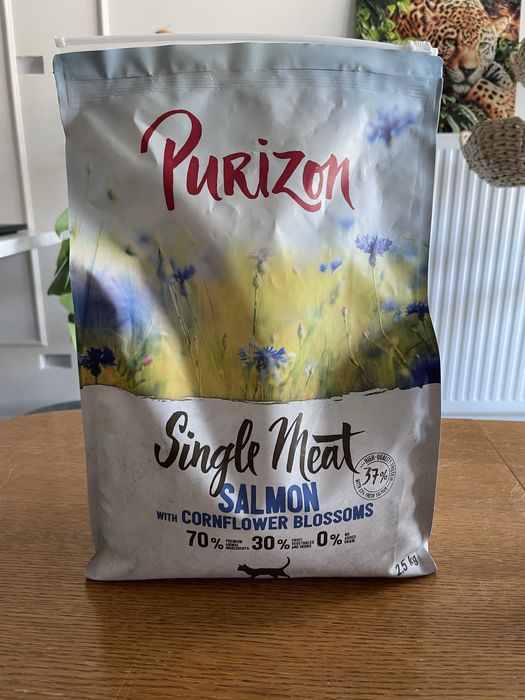 Pelnowartosciowa sucha karma dla kota Purizon losos
