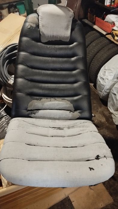 Кресло офисное (на реставрацию)