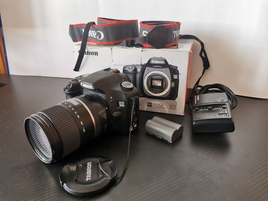 Canon 30d +Tamron 16-300, 2 bat, filtr, 8gb card, niski przebieg