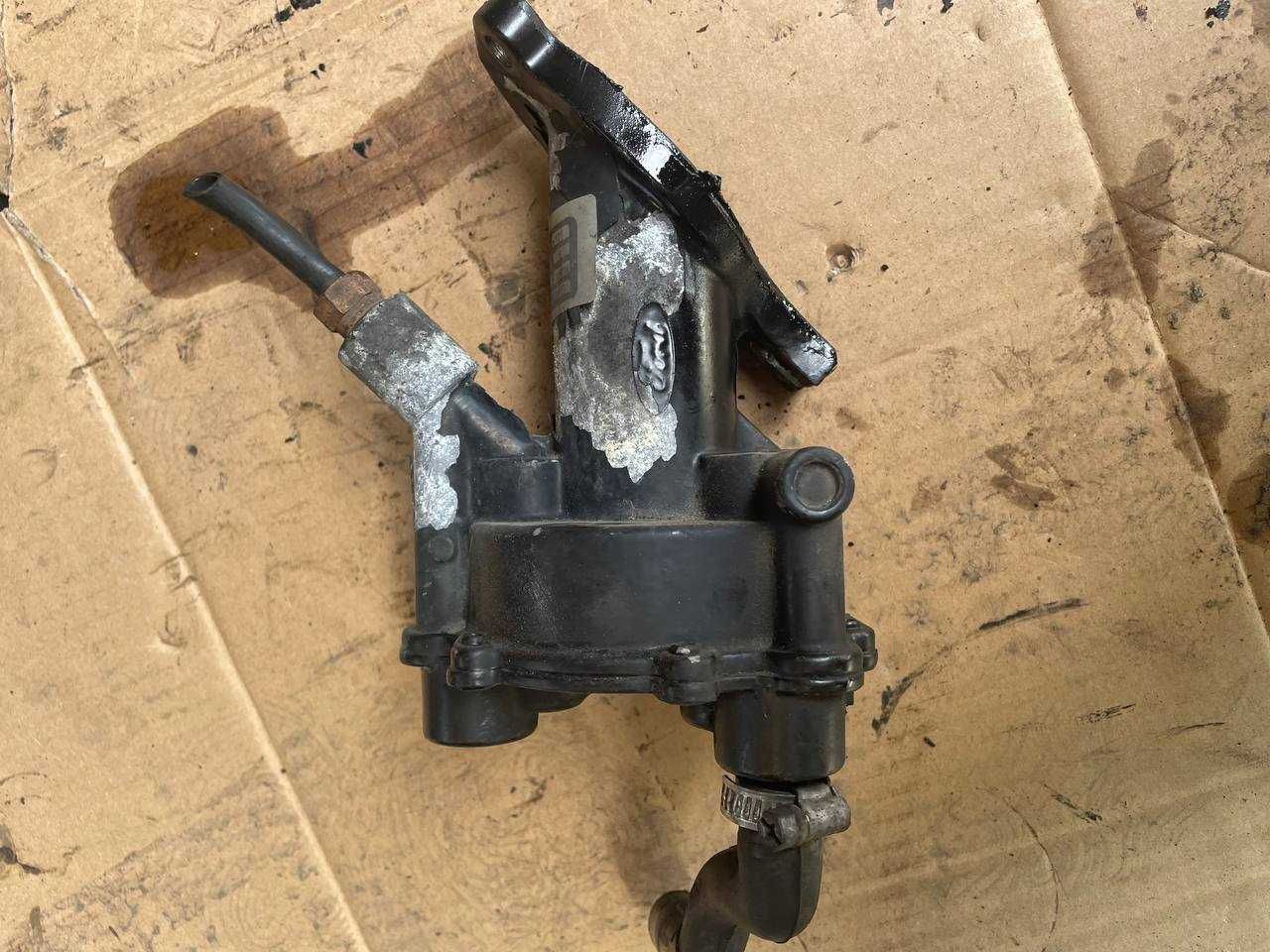Вакуумный насос Ford Connect 1.8 tdci 2002-2013 год