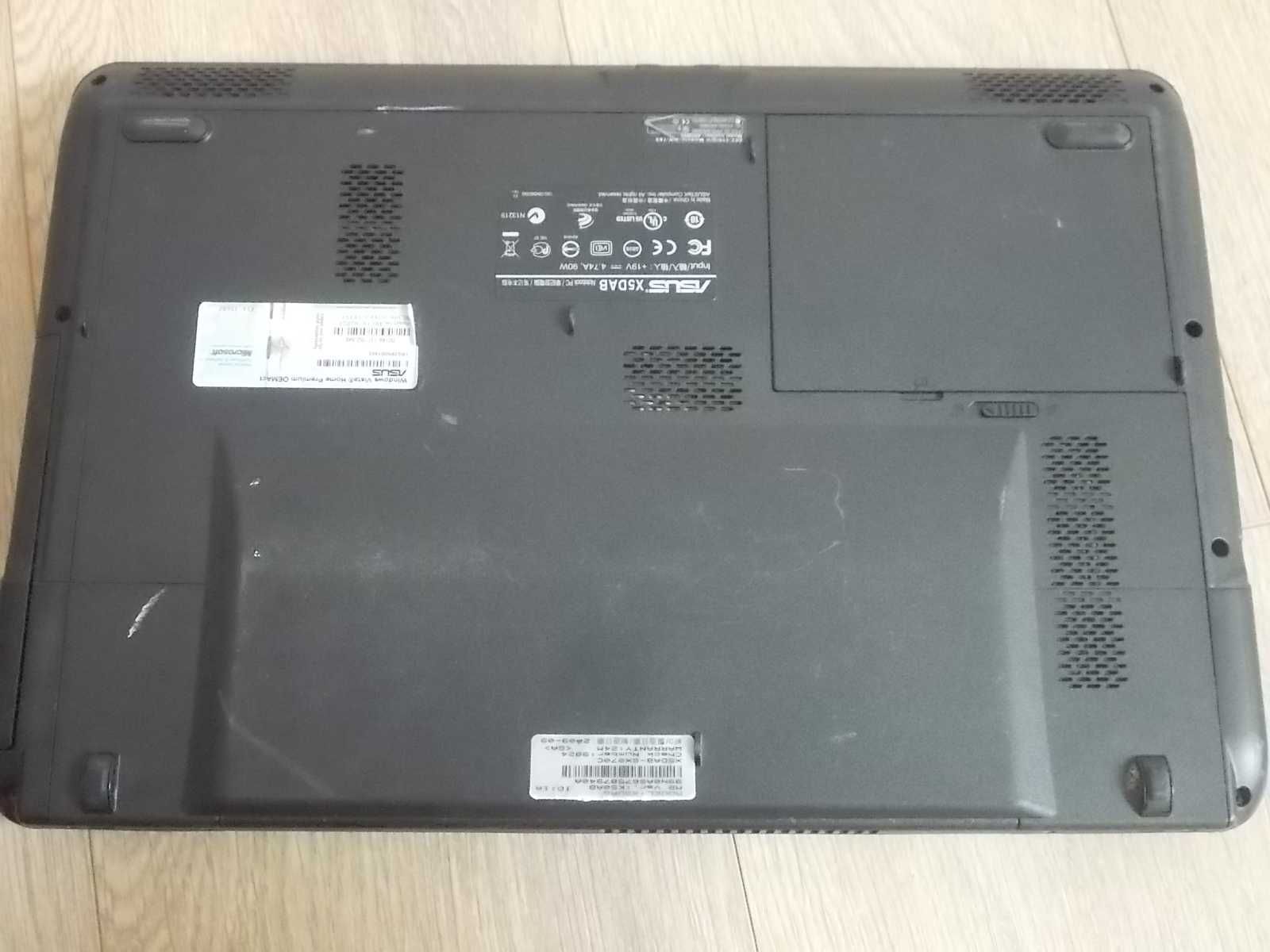 Asus X5DAB Athlon X2 4GB DDR3