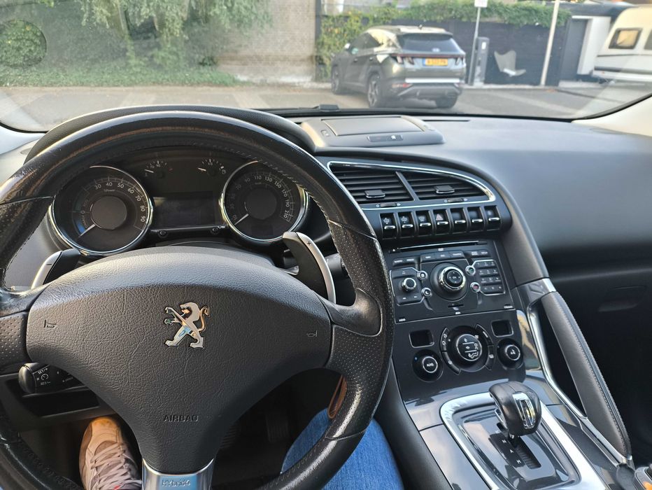 Peugeot 3008 híbrido Diesel