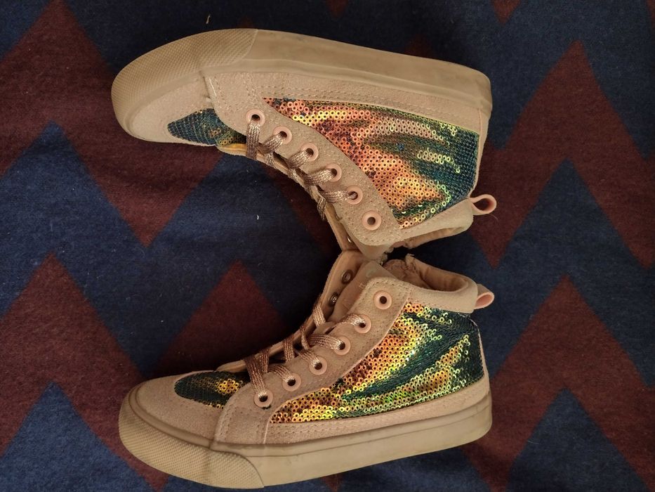 Cool club buty zamszowe r. 31 cekiny   pudrowy róż suwak