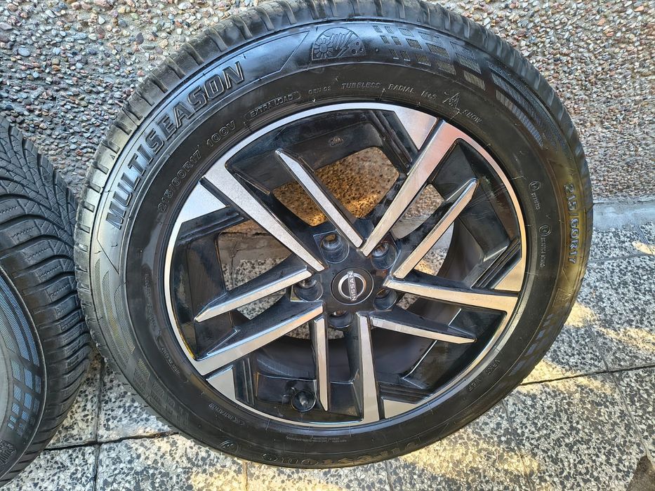 Sprzedam komplet kół Nissan r17 5x114,3