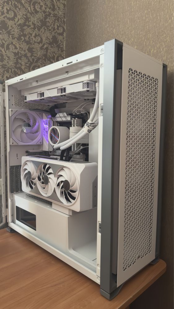 Ультра білий ігровий ПК преміум-класу | RTX 4080 | Ryzen 7 | DDR5
