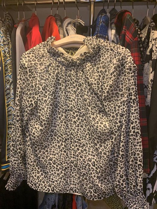 Женская блуза кофта рубашка