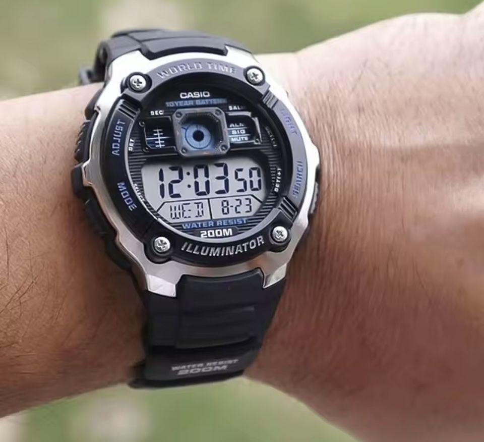 Годинник Casio Standard Digital AE-2000W-1AVEF