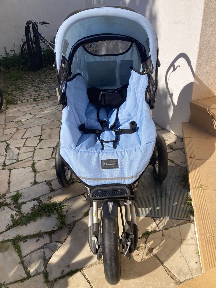 Quinny Freestyle 3 XL (com 2 chassis)
