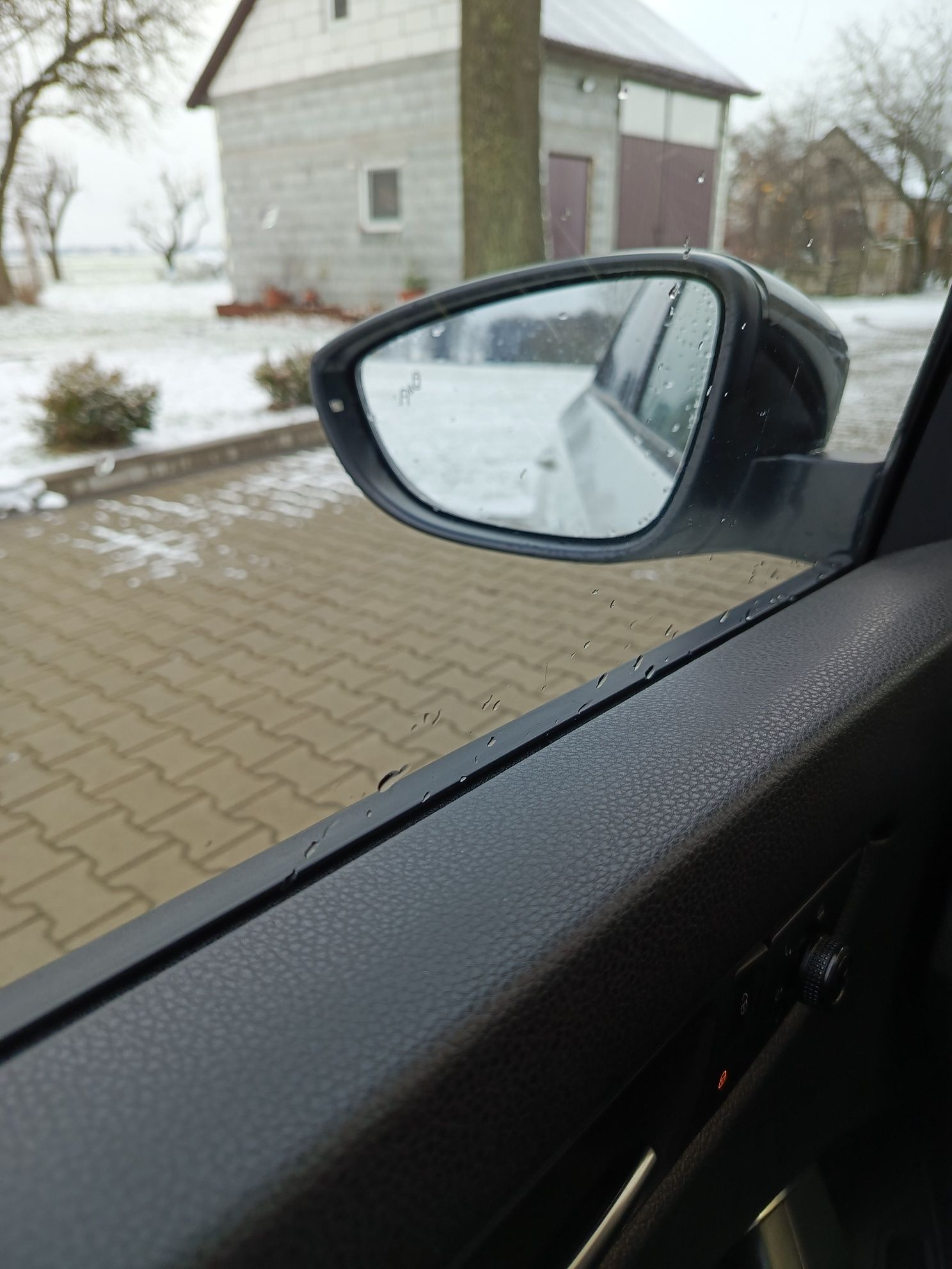 VW Passat B8 R-line Black 2.0 tsi