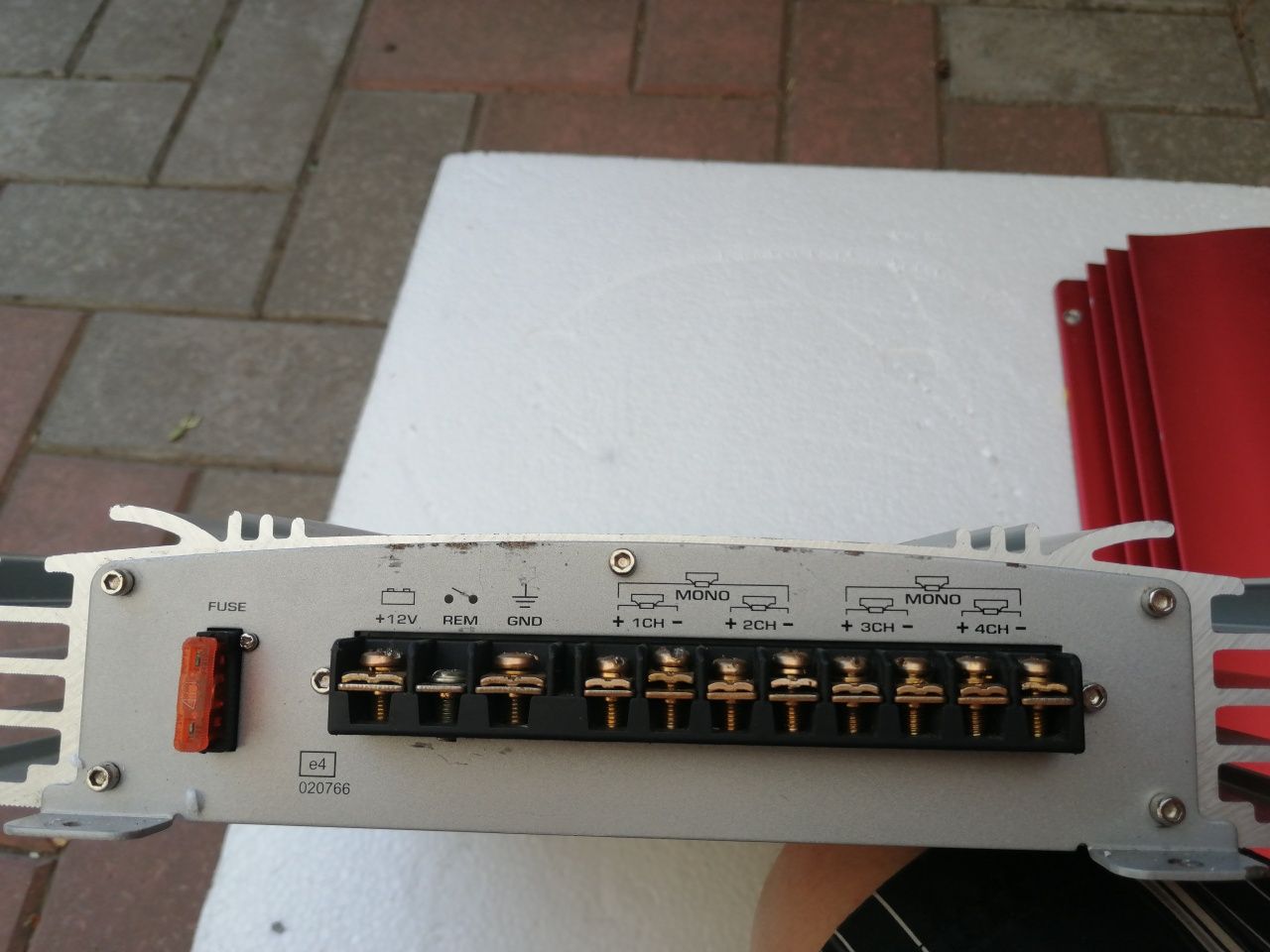 Усилитель Sony Renegade