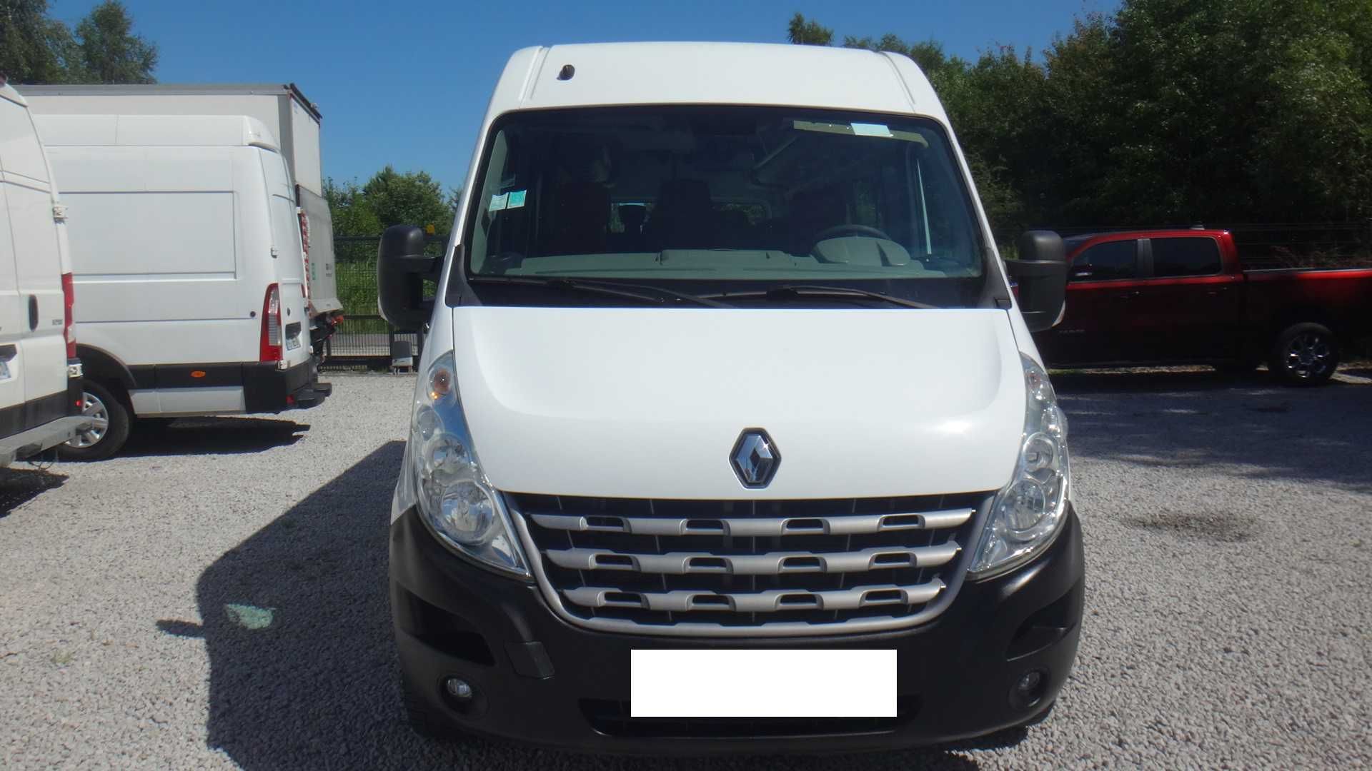Renault Master autobus 17os klimatyzacja strefowa stan idealny 125KM