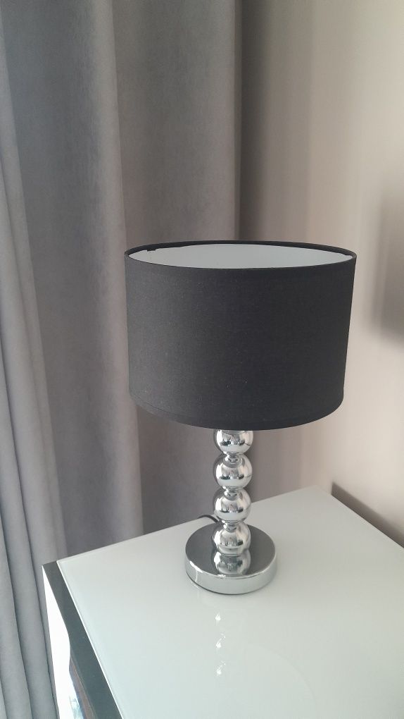 Lampka nocna stołowa klasyczna glamour srebrna czarna