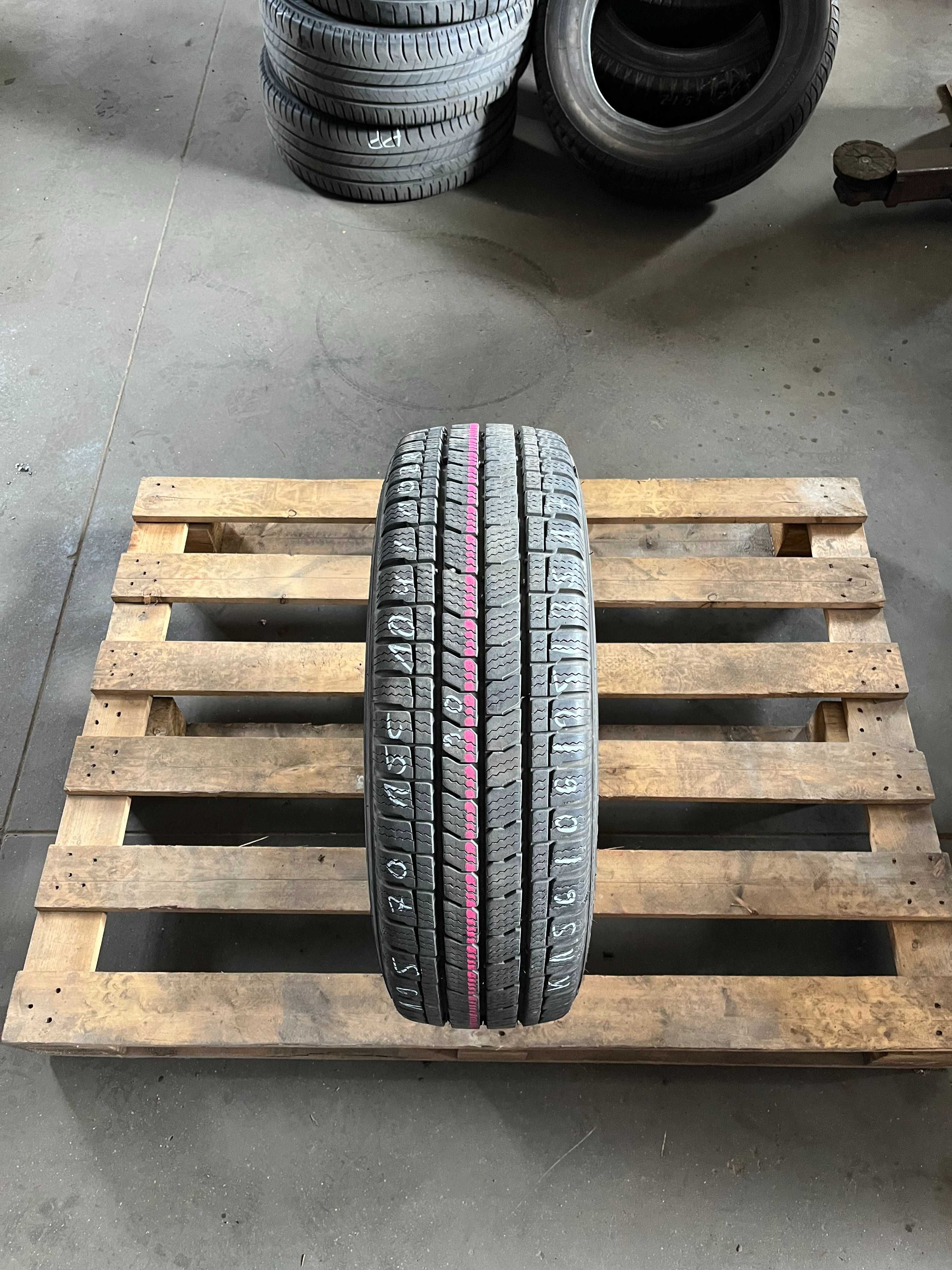 opona 195/70R15 C 104/102 R Kleber Transalp 2