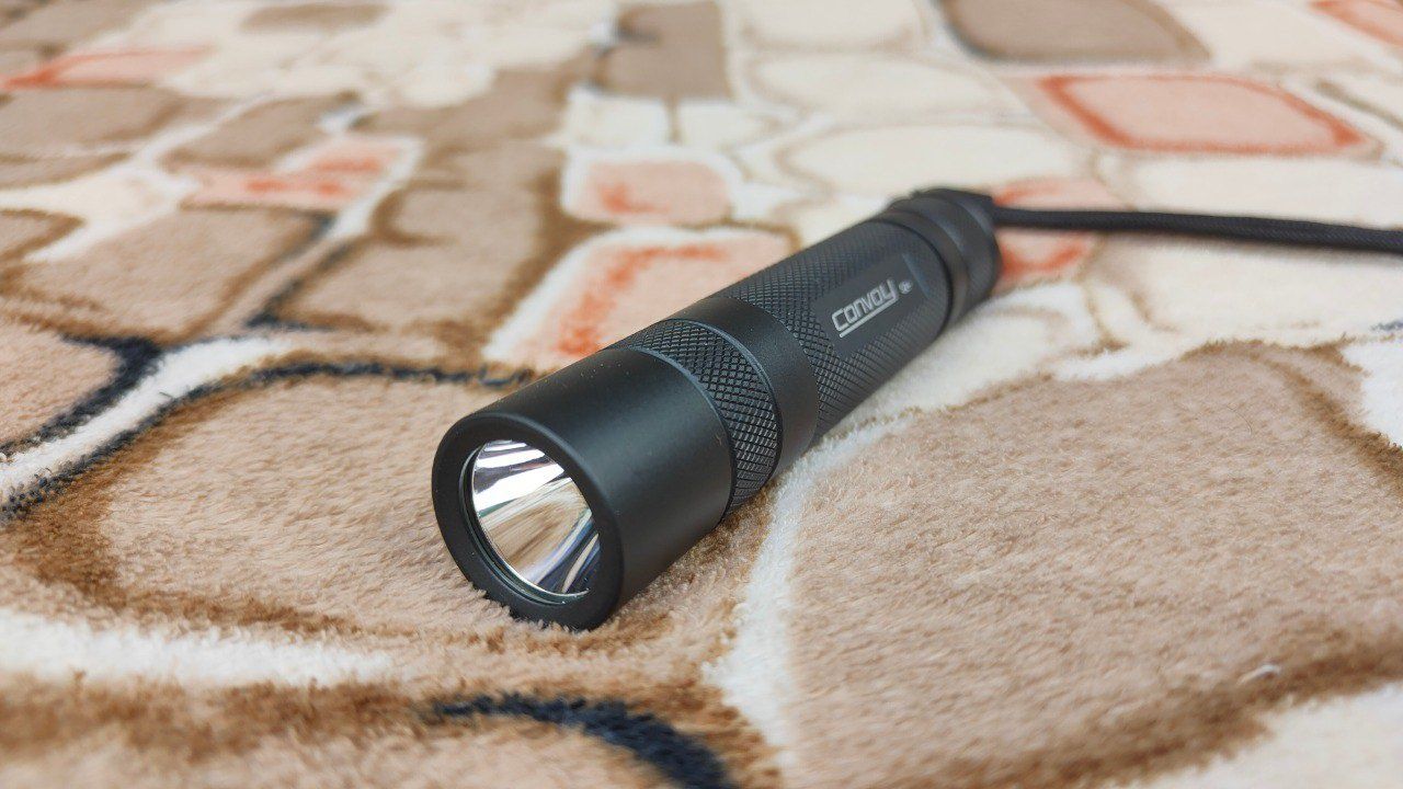 Яскравий потужний ліхтар фонарь Convoy S2+ SST20 6500K 18650