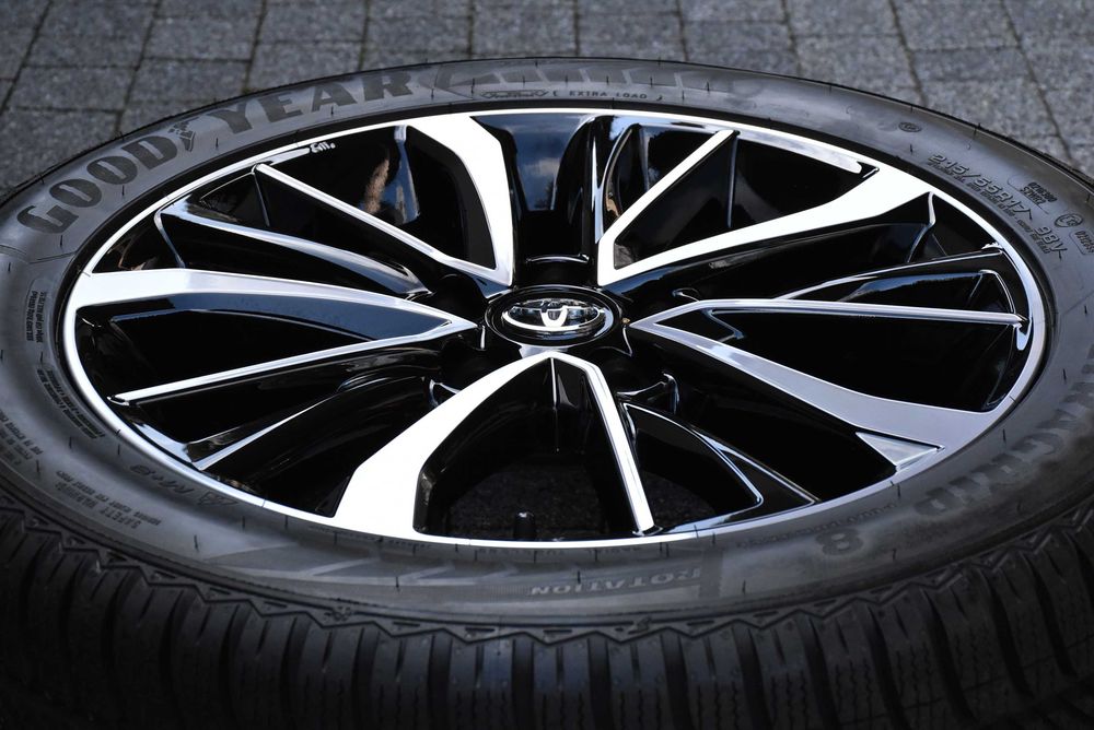 NOWE Koła zimowe OEM TOYOTA Avensis T270 Facelift 17" Goodyear dot2024