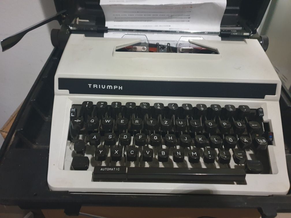 Maszyna do pisania Triumph