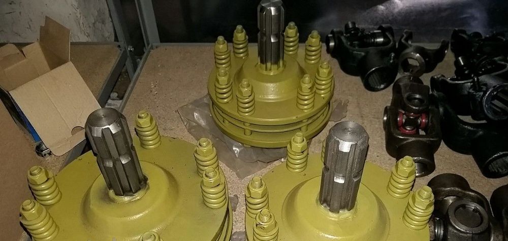 Вилки 16 Шлицов, 18 Шлицов, 20 Шлицов на комбайны карданного вала.