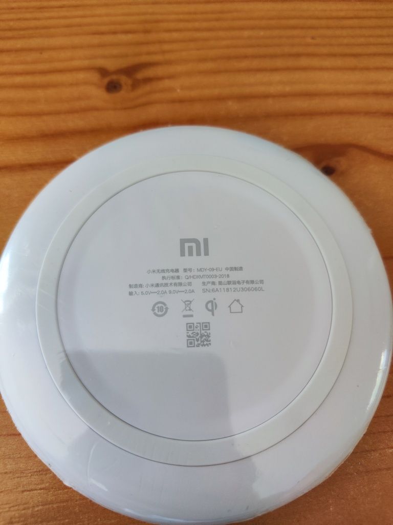 Ładowarka indukcyjna xiaomi