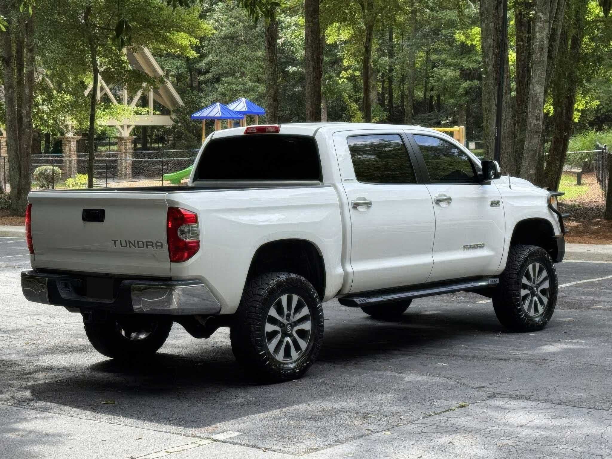 2017 Toyota Tundra Limited CrewMax