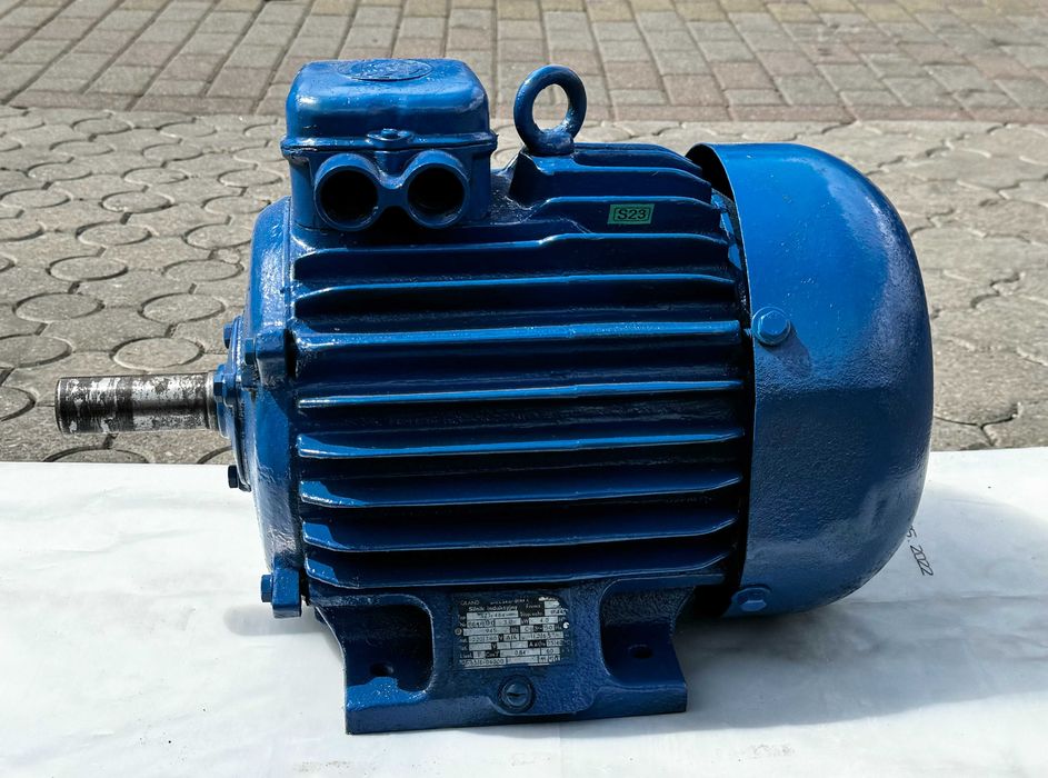 Silnik elektryczny 3 kW 945 obr/min