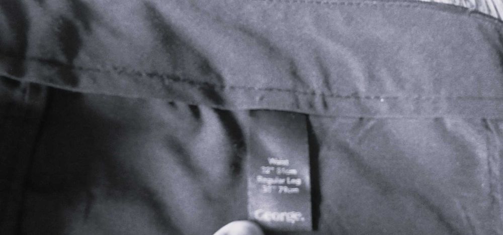 Spodnie męskie czarne klasyczne George 32 W,31 L