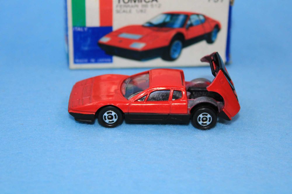 Miniatura Tomica F57 Ferrari BB 512